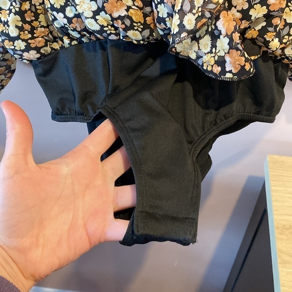 Floral Ruffle Blouse with Bodysuit - Picture 3 of 5